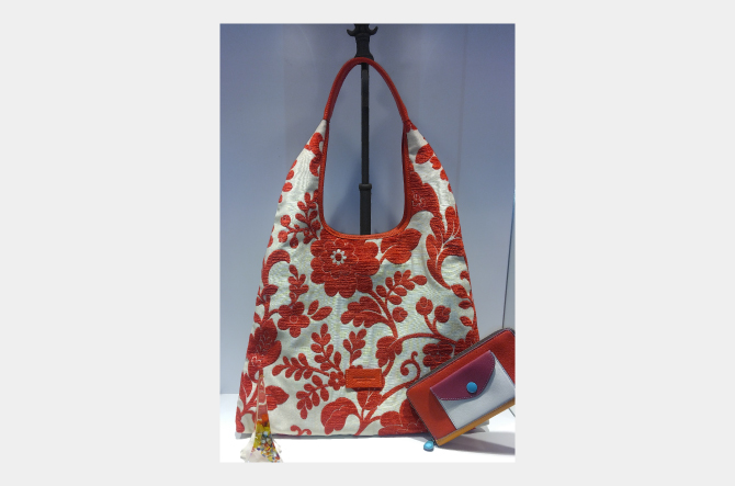 【ラ・セレクシオン】2025 S/S La Selection セレクトの個性的なBAG等 入荷いたしました